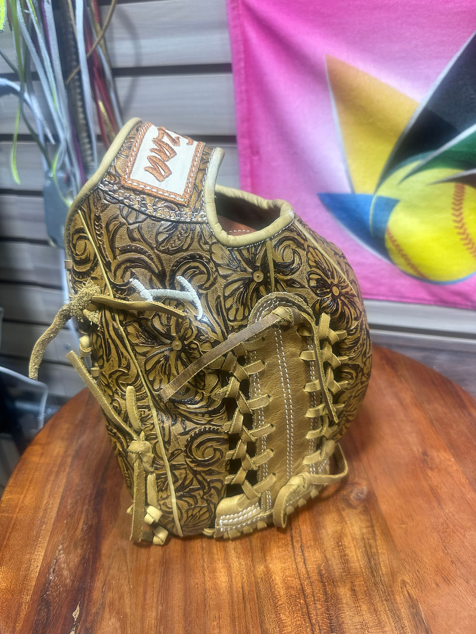 Thumbnail: 13”RHT, Full vaquero trap web oiled and broken in 
