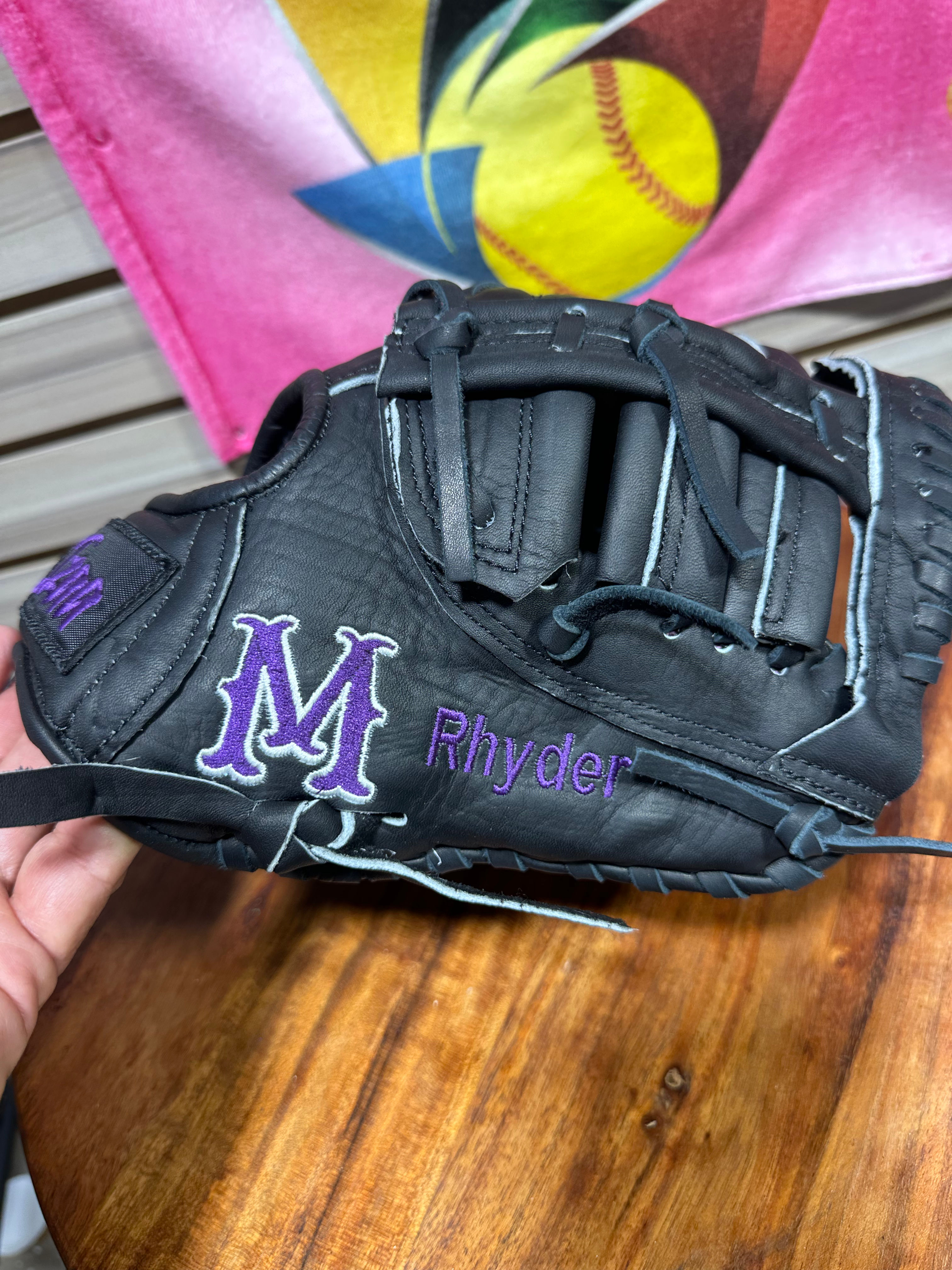 Custom Only - RHT, Cross-Web, First Baseman's Mitt, Smooth Leather - Rhyder