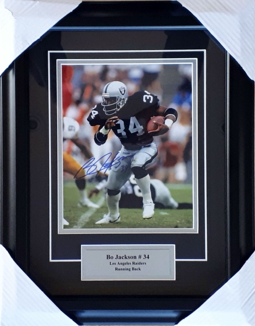 Jackson, Bo Autographed Raiders 8x10 Photo Framed