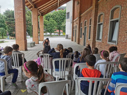 7 maggio Story Corner