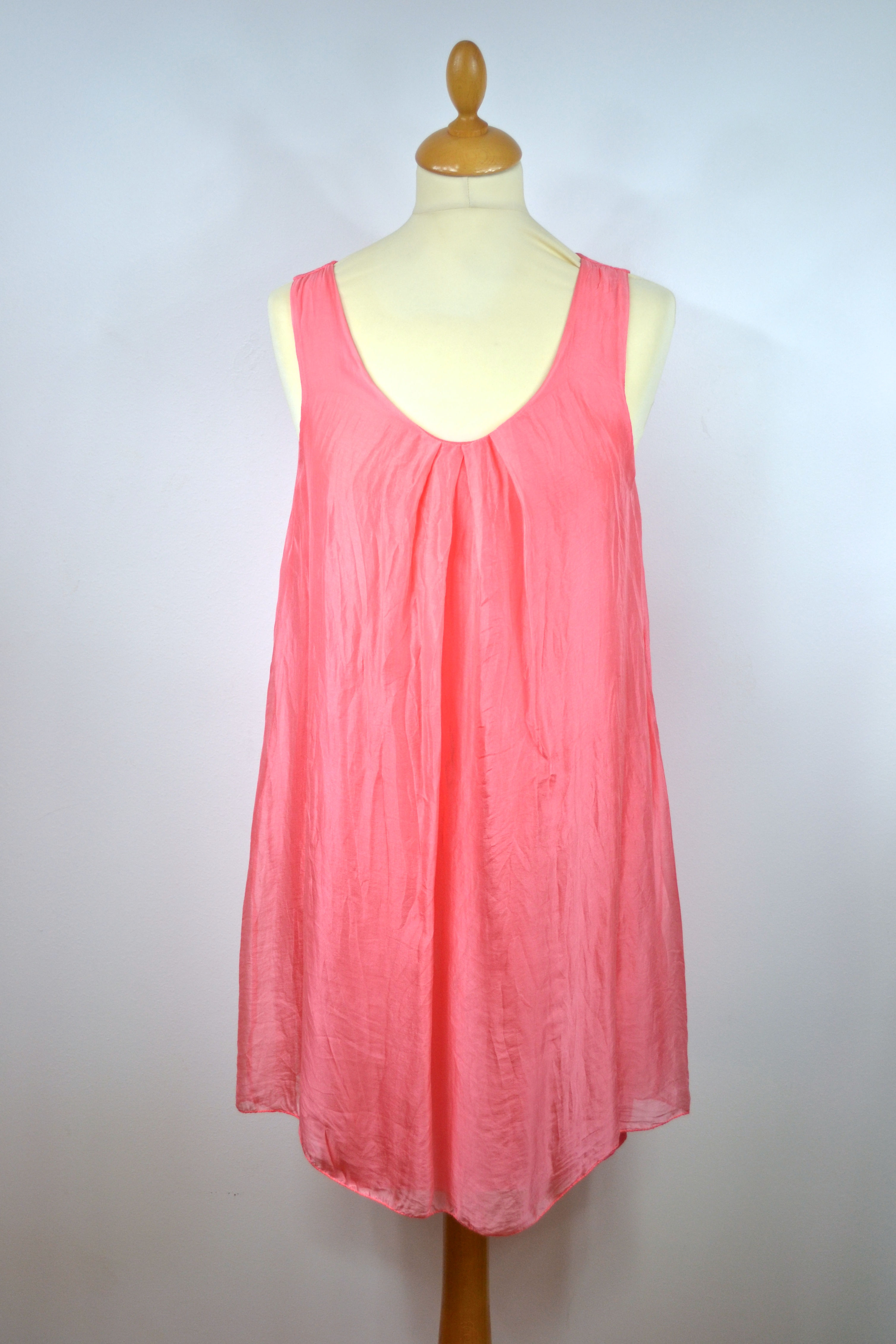 Robe fluide effet soie corail