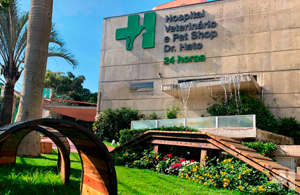 Hospital Veterinário 7fcb04 02215badcde84718b7cd6d524b4cf4ee~mv2 - Hospital Veterinário