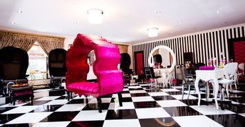 Jobs: Career Opportunity in Centurion at 27Pinkx Beauty Bar