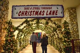Christmas Lane 