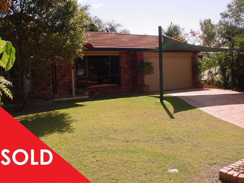 6 Rianna St SOLD
