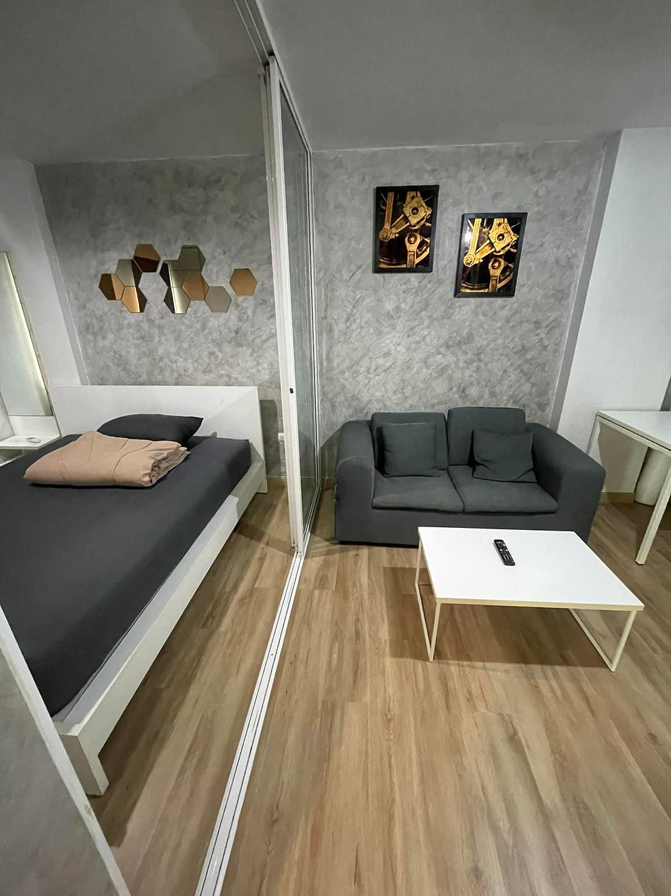 ให้เช่าคอนโด Tulip Square @ Aomnoi (ทิวลิป สแควร์ แอท อ้อมน้อย) 28 ตร.ม. ชั้น 5