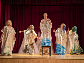 Bradfordas teātra trupa ''Saulespuķe''