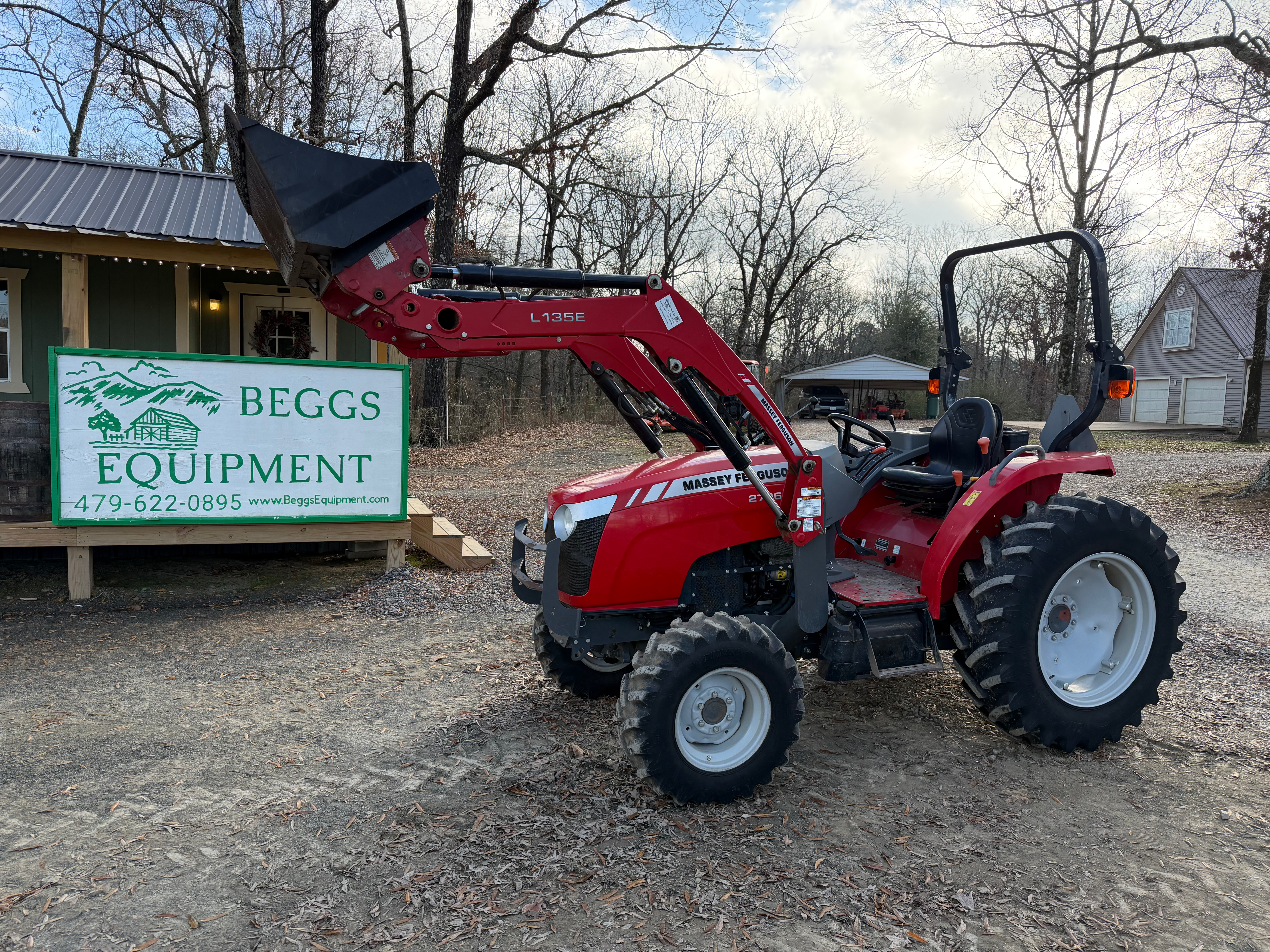 Massey Ferguson 2706E