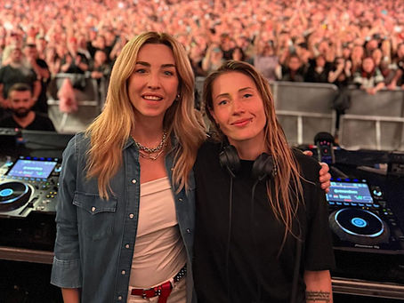 EVVIVA SILVIA SALIS!! EVVIVA CHARLOTTE DE WITTE!!