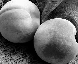 peaches-on-linen-black-and-white-still-life-sarah-black.jpg