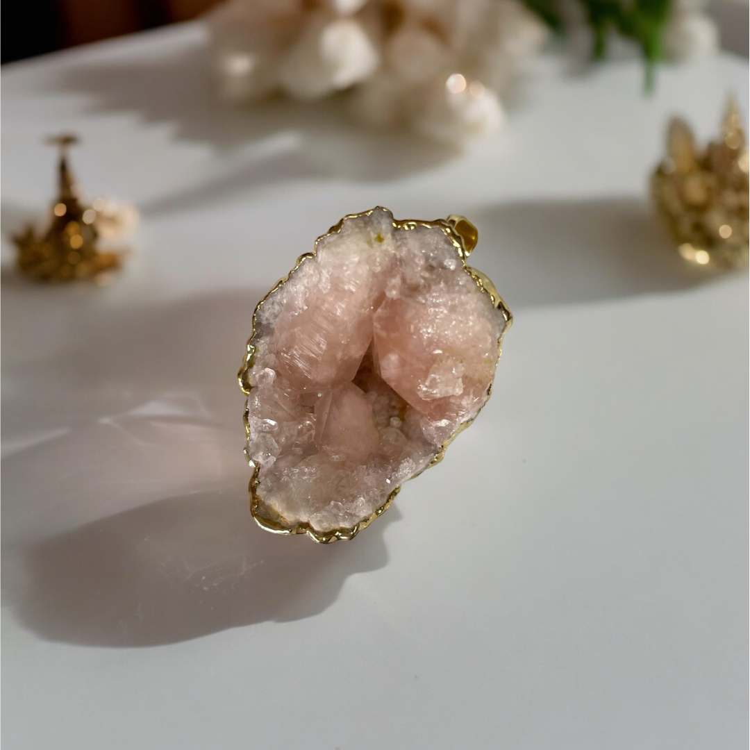 Pink Amethyst galvanisiert Anhänger