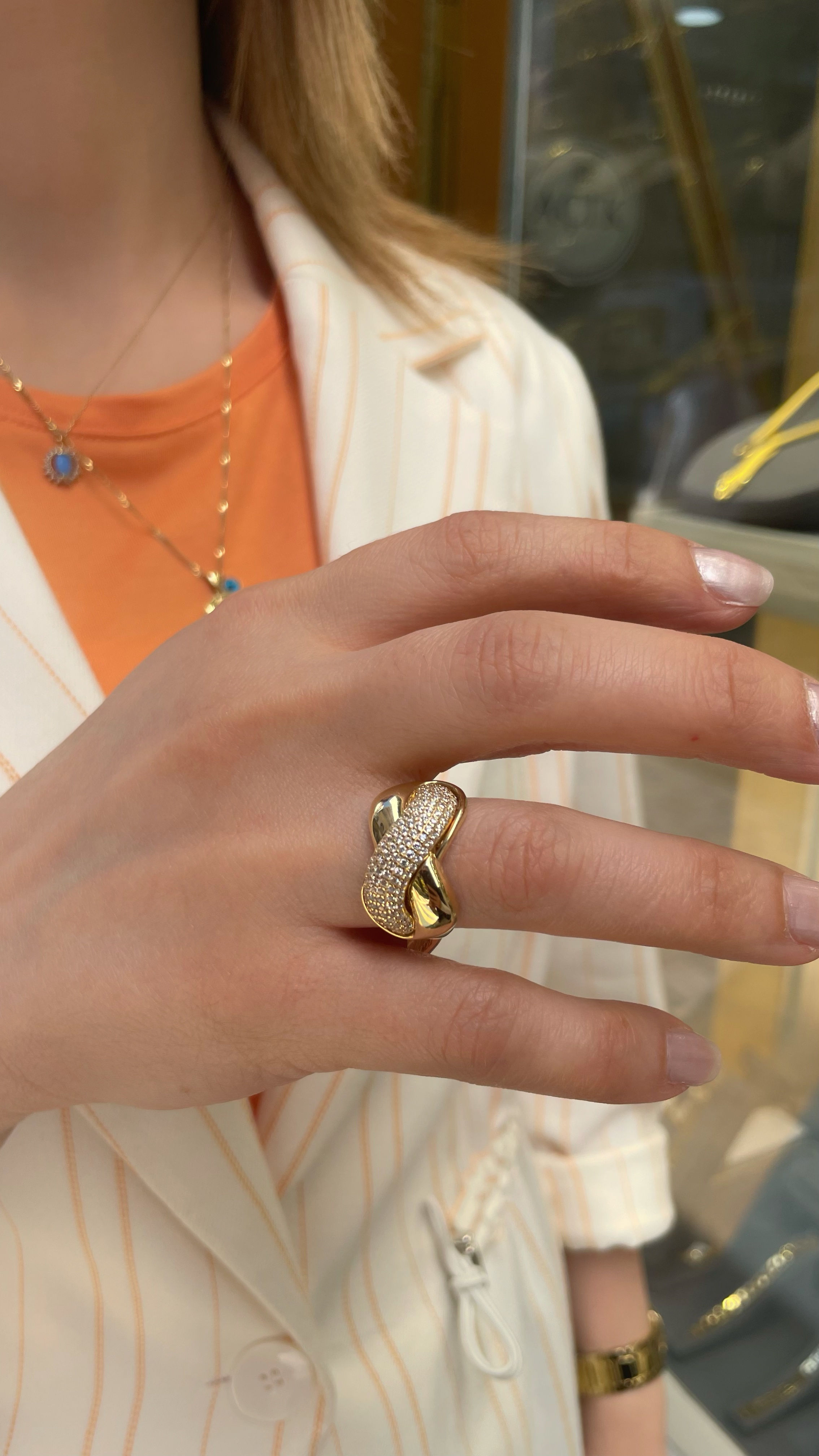 14 Ayar Taşlı Yüzük