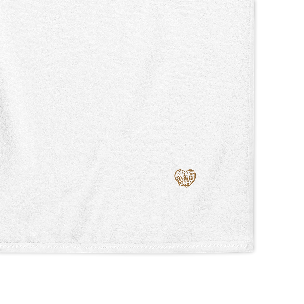 الصورة المصغرة: Ultimate comfort with our 100% Turkish cotton towel, featuring a luxurious feel and high-performance absorbency for everyday