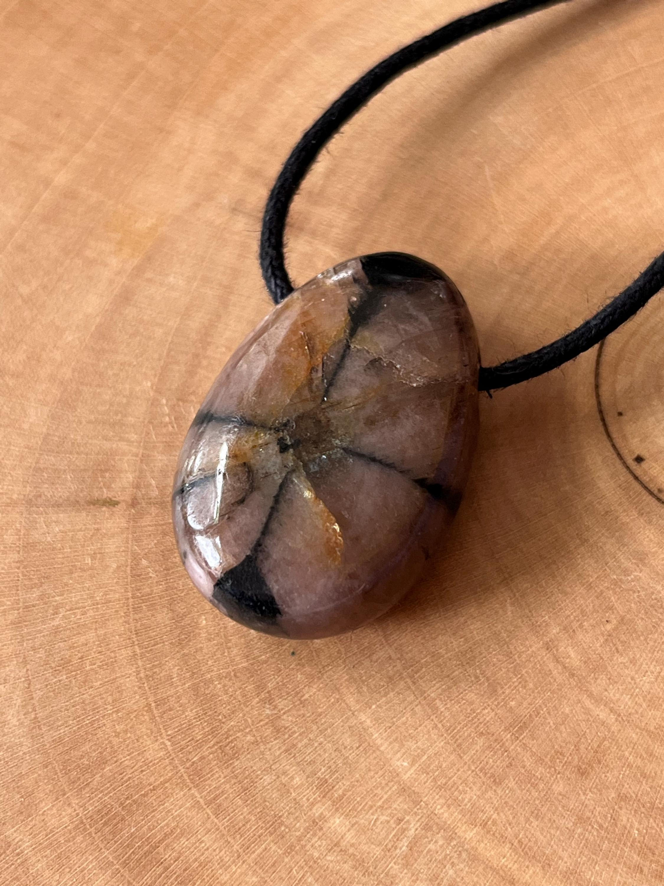 Pendentif chiastolite