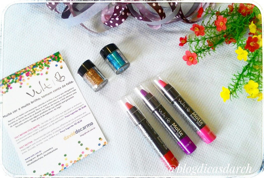 Resenha: Glitters e Batom Stick Matte Vult Cosmética
