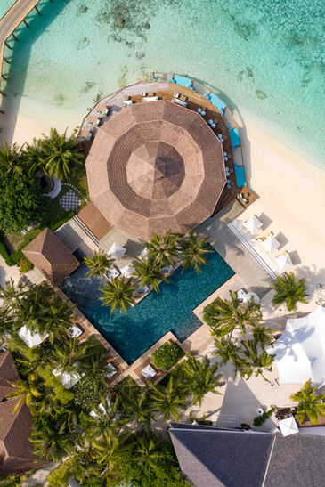 OZEN RESERVE BOLIFUSHI - Main Pool Aerial 2.jpg