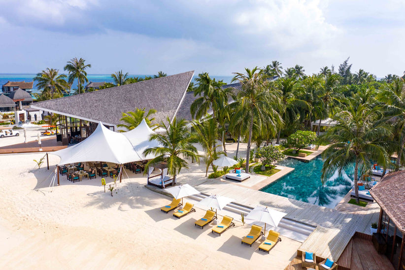 OZEN RESERVE BOLIFUSHI - Main Pool Aerial 8.jpg