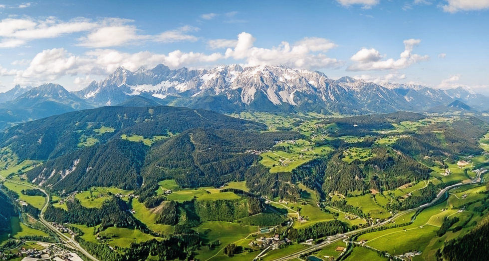 Dachstein Panorama Dominik Nagl PixDo_edited.jpg