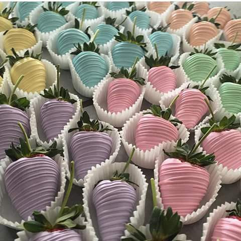 Thumbnail: CHOCOLATE COVERED STRAWBERRIES (PER DOZEN)
