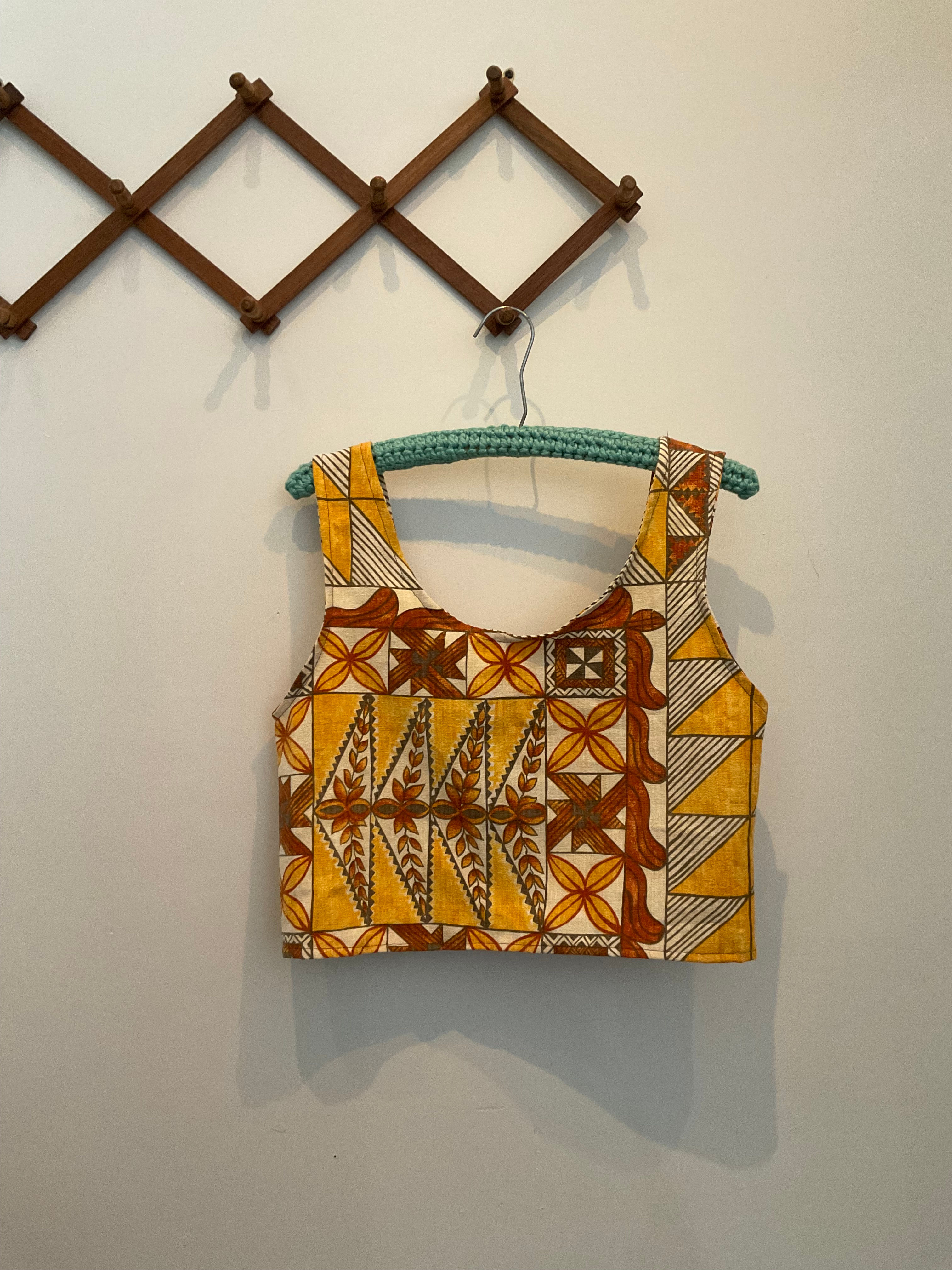 (S) Everyday Top - Golden Tapa