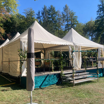 Eventgerüst für Hochzeit 