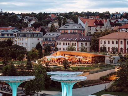 Hidden Gems Budapest Stag Do: Offbeat Bars, Clubs, and More