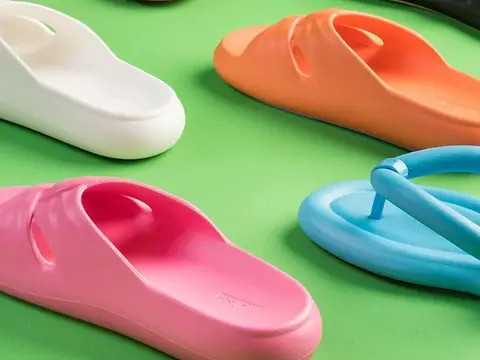 An image featuring four colorful sandals of various models from the Melissa brand.