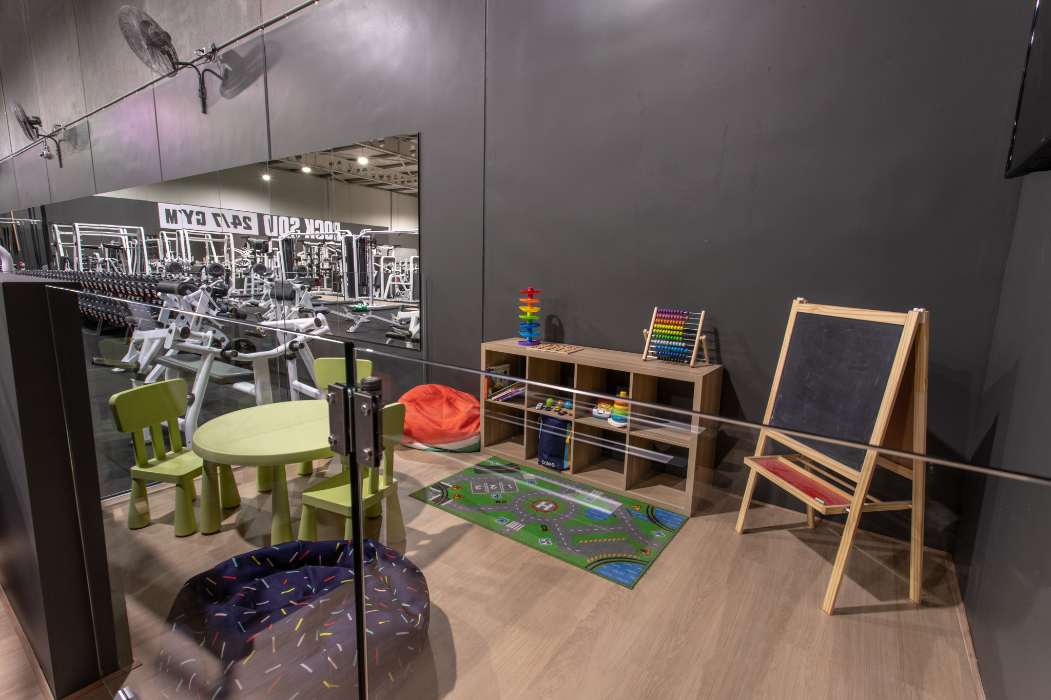 Rock Solid 24/7 Gym HIIT/Group training fitness centre