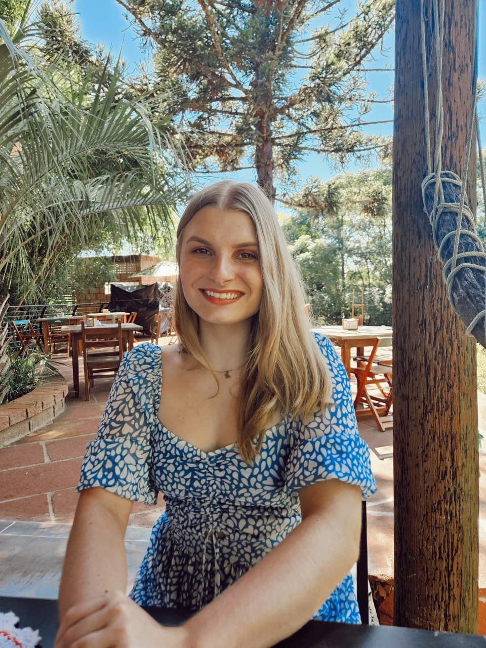 Entre formigas, imaginação e afeto: uma conversa com Bruna Wildner.