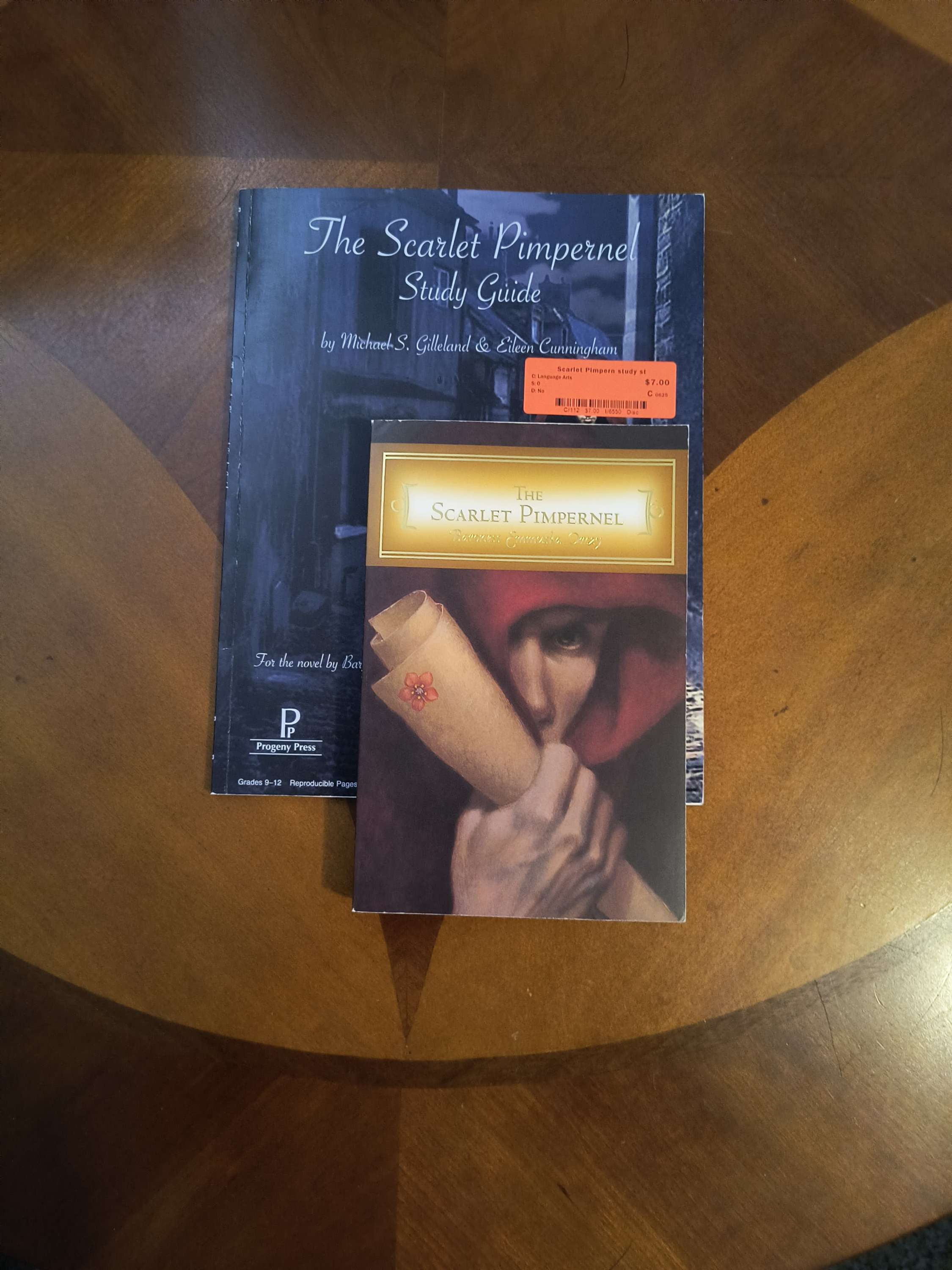 ELA - SG The Scarlet Pimpernel Study Guide and Book