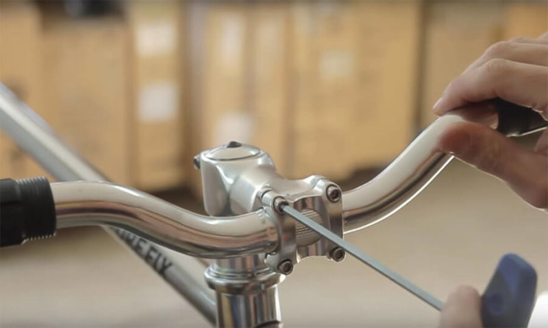 Tutos : changer un guidon de vélo