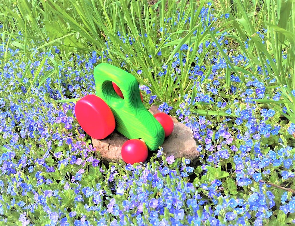 Miniaturbild: Traktor, Trekker grün - aus massivem Holz