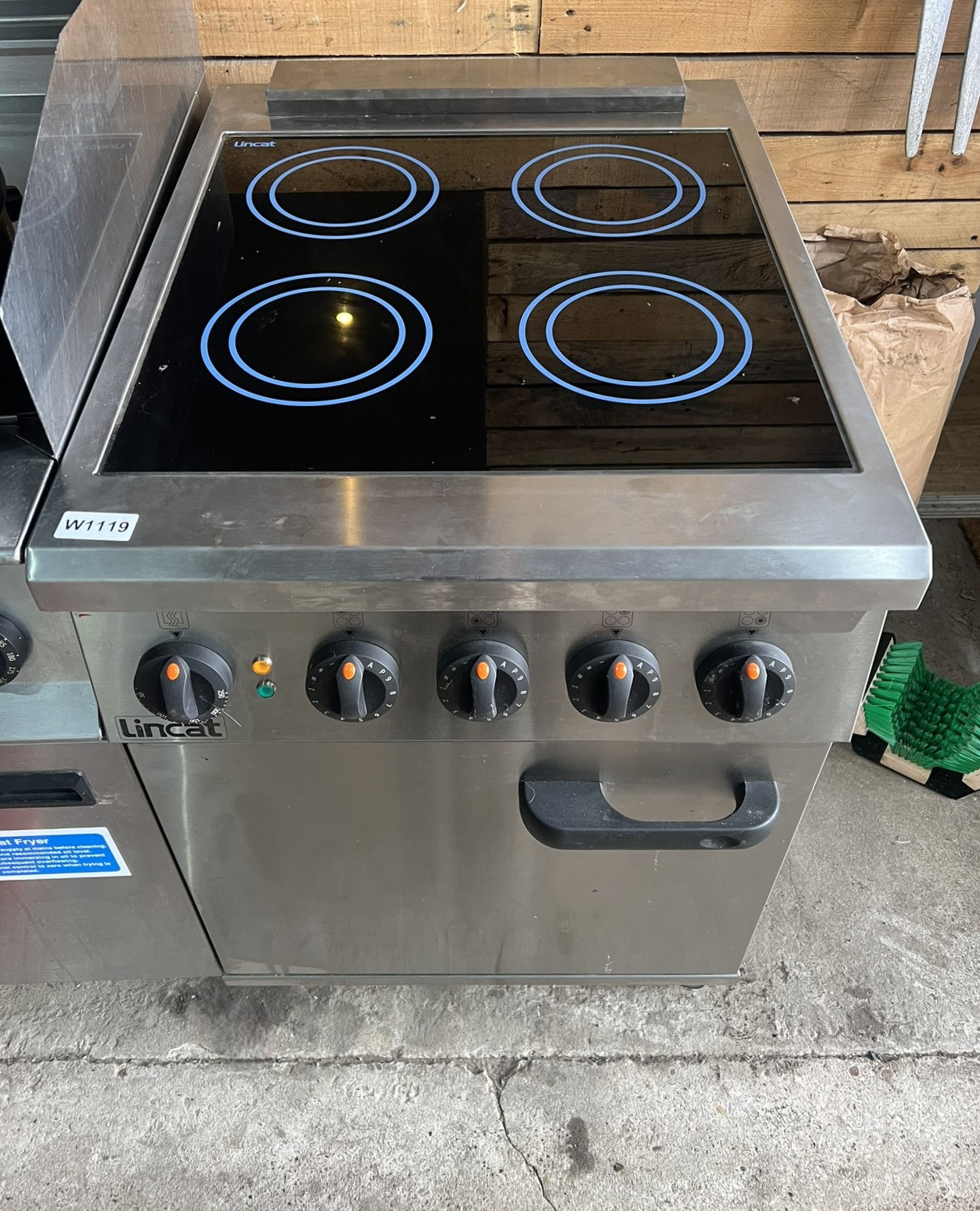 Lincat 4-Ring Induction Range