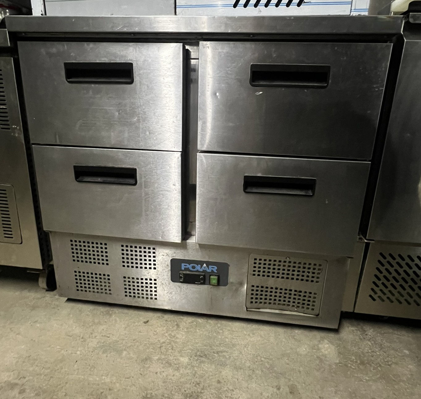 Polar 4-Drawer Undercounter Fridge