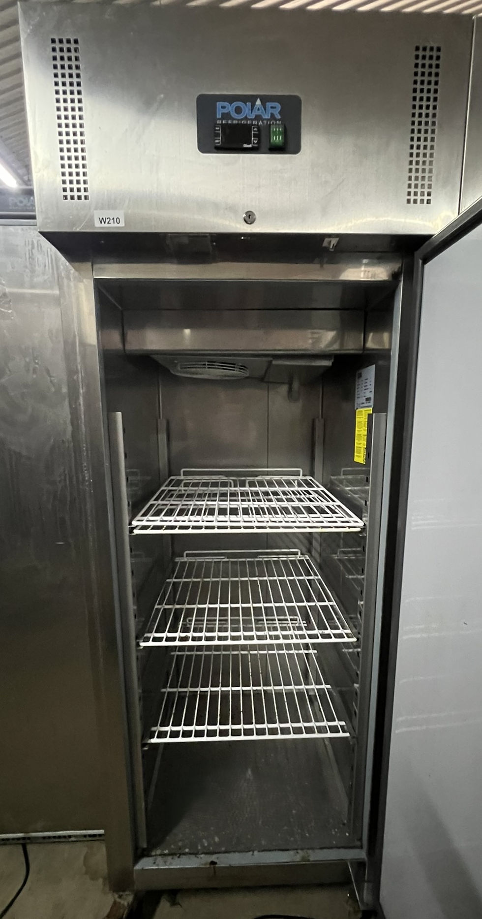 Thumbnail: Polar Single Upright Fridge U623