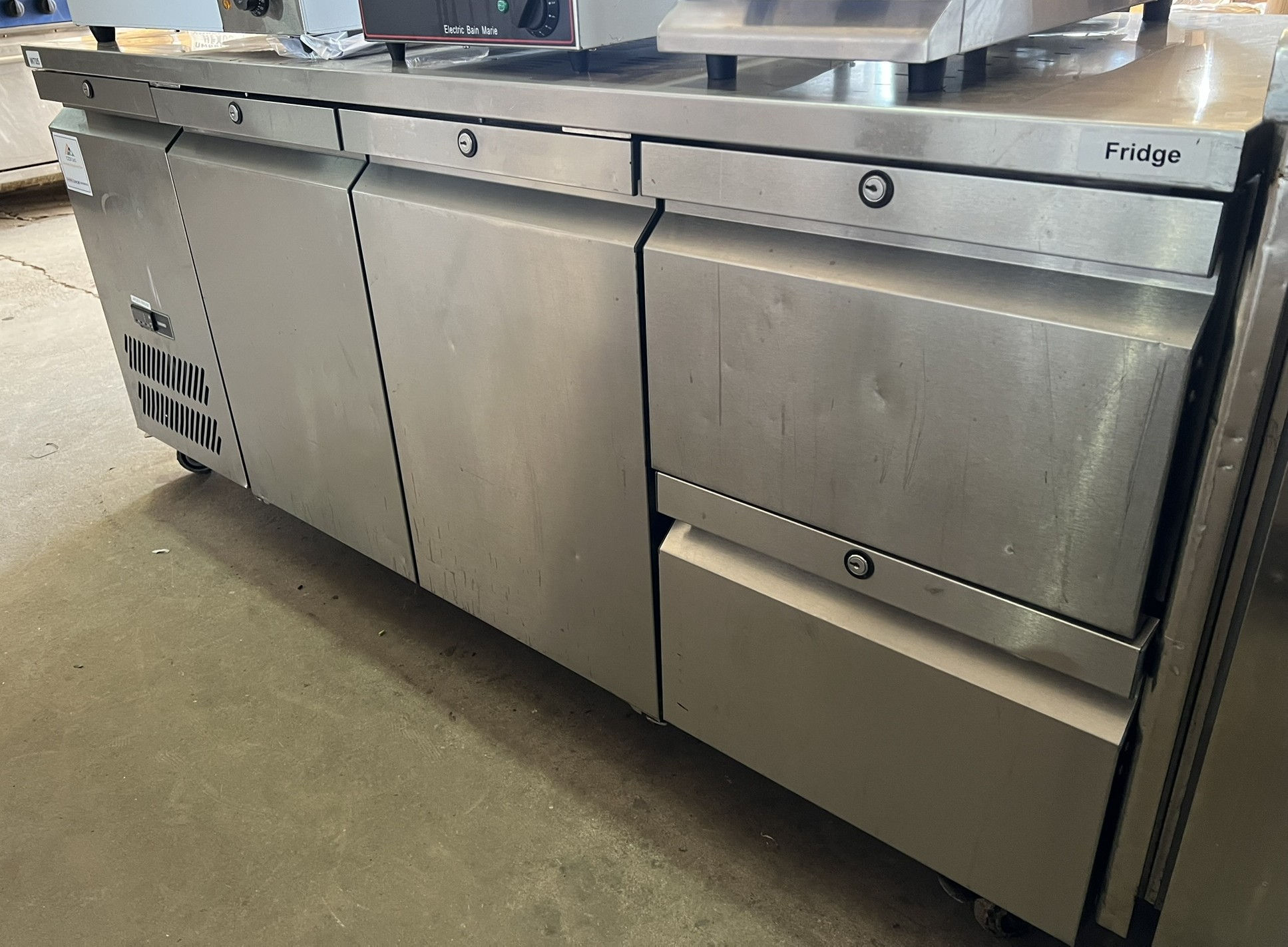 Used Williams 2-Door 2-Drawer Fridge