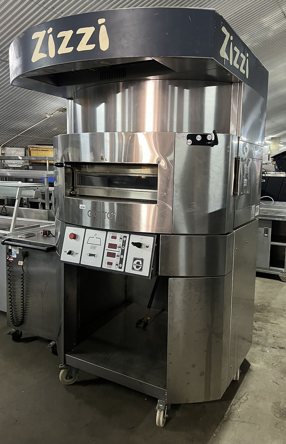 Thumbnail: Rotating Pizza Oven Cuppone Giotto