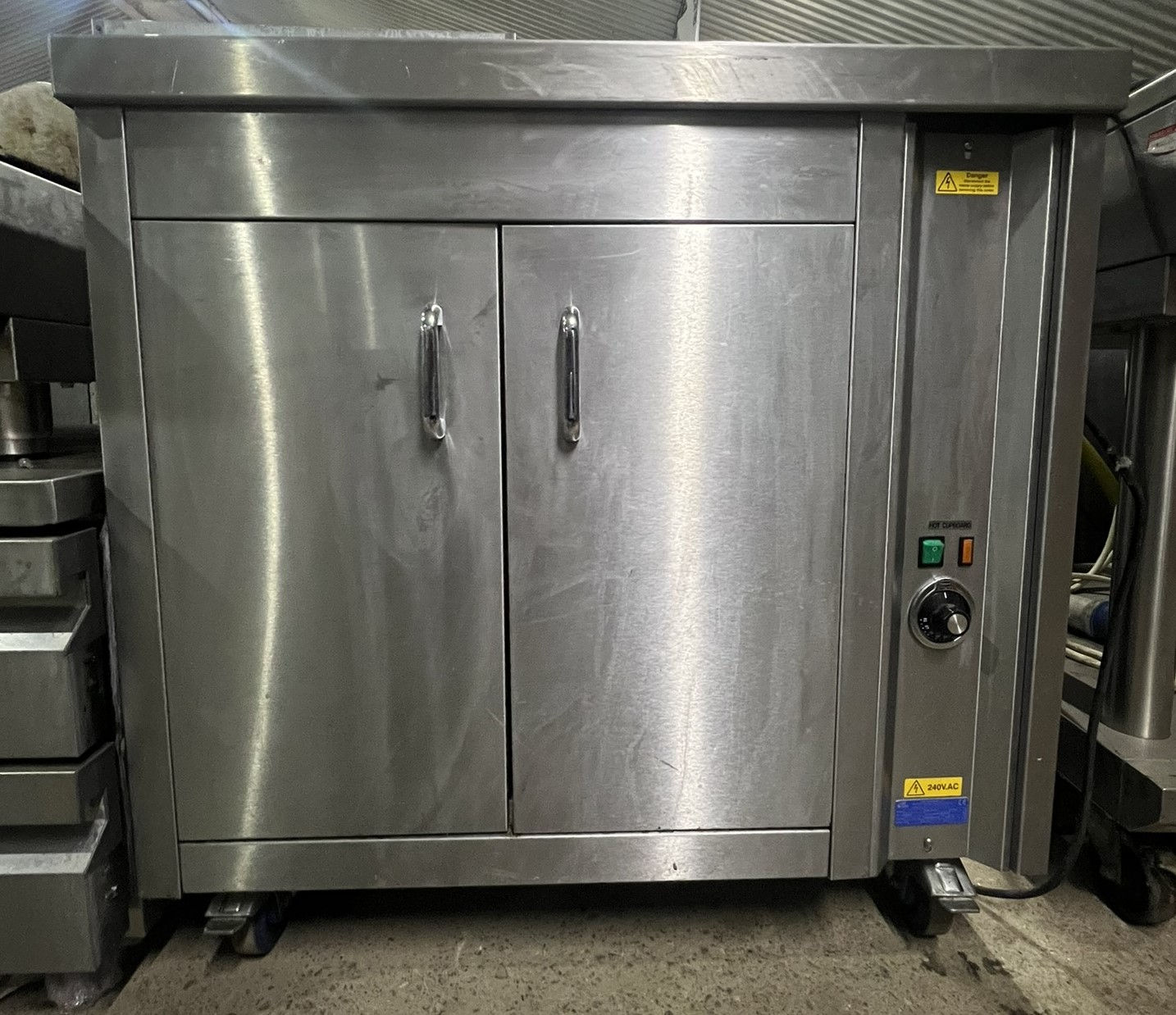 Two Door Hot Cupboard