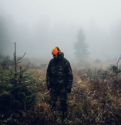 Jäger im Wald