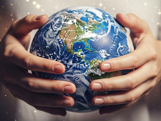 地球を包む手