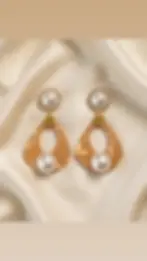 boucles d'oreilles clip Perla2, sans perçage, fabriquées à la main par Maison Fitzgerald dans son atelier de Granville