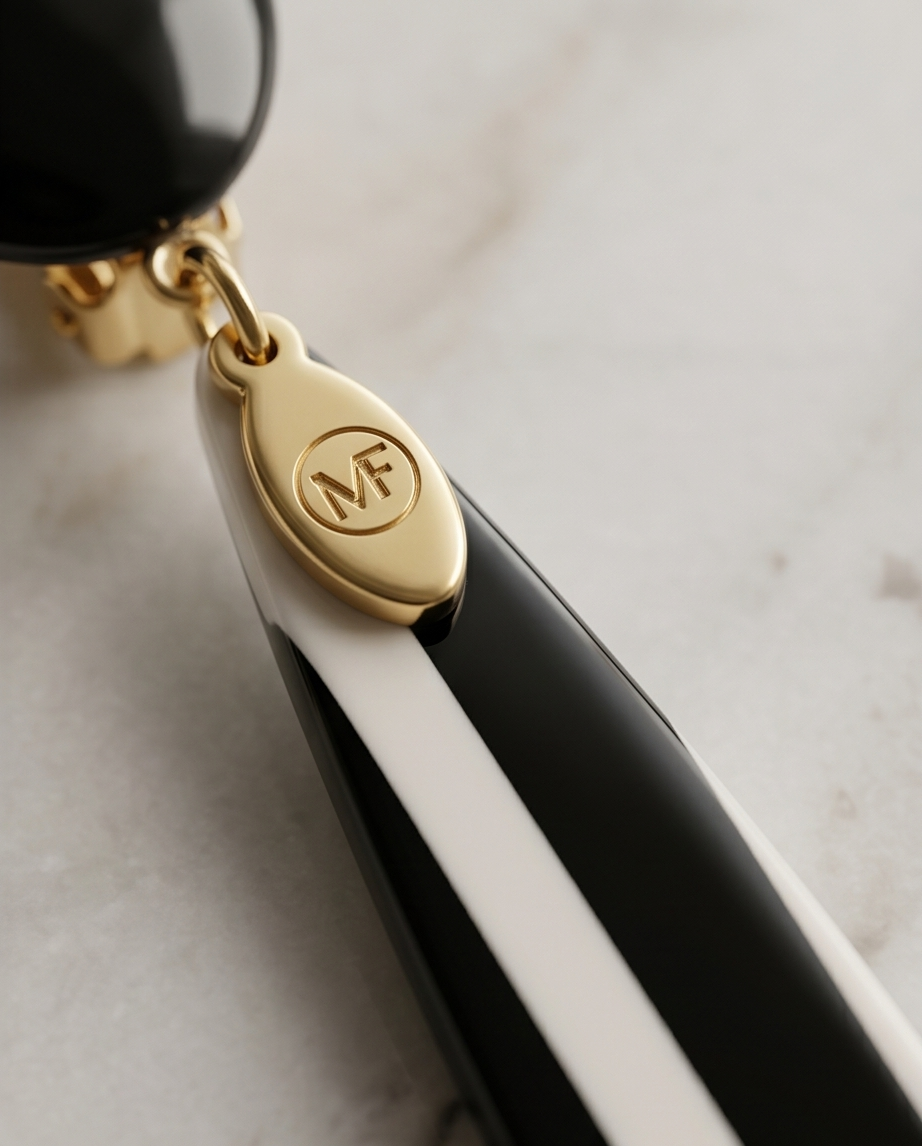 Thumbnail: boucle d'oreille clip Livia sans perçage
