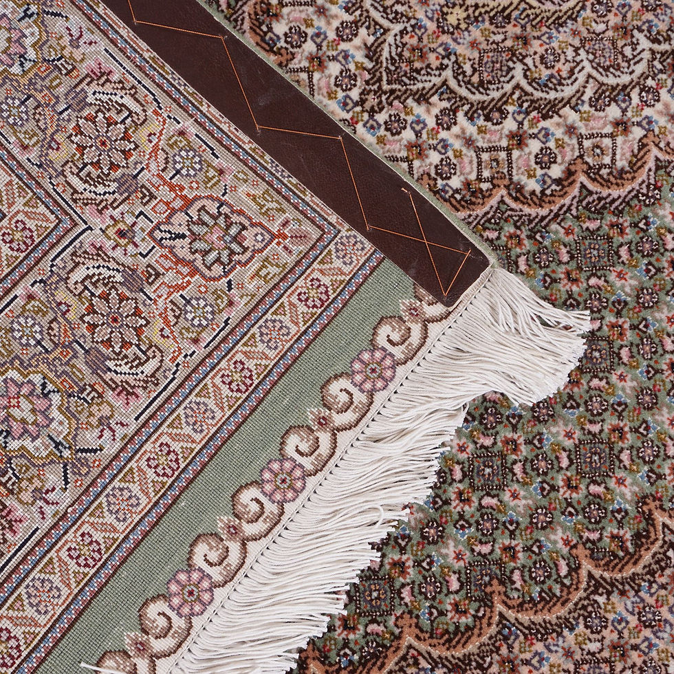 手織りペルシャ絨毯　新品　コルクシルク　タブリーズ産　50raj 153×102 手織りペルシャ絨毯 新品 コルクシルク タブリーズ産 50raj 153×102