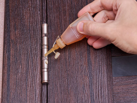 Creaking Door? Don't Ignore! Here's How We Can Fix It!