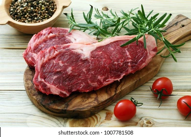 beaf-steak-rosemary-on-wooden-260nw-1007781508.jpg.webp