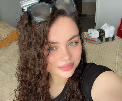 Profile Pic_edited.jpg