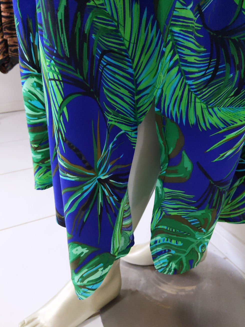 Thumbnail: Oversized Long Kaftan Premium Rayon Green Palms Cobalt Blue Free Size 10 to 26
