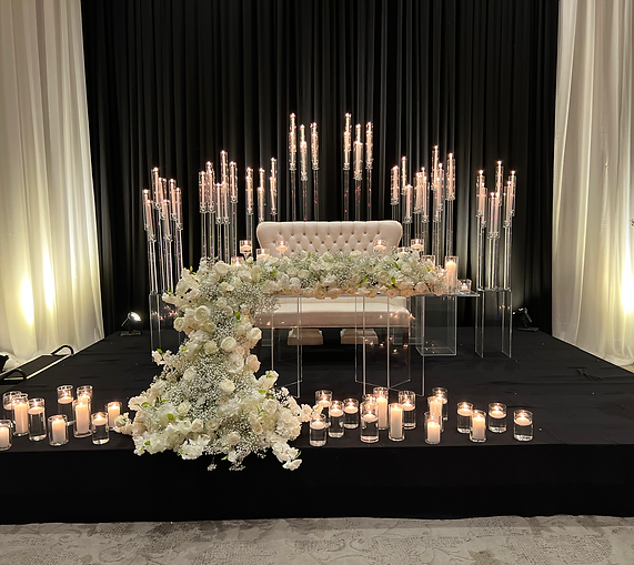 Conception, décoration et compositions florales de luxe pour événements à Mississauga