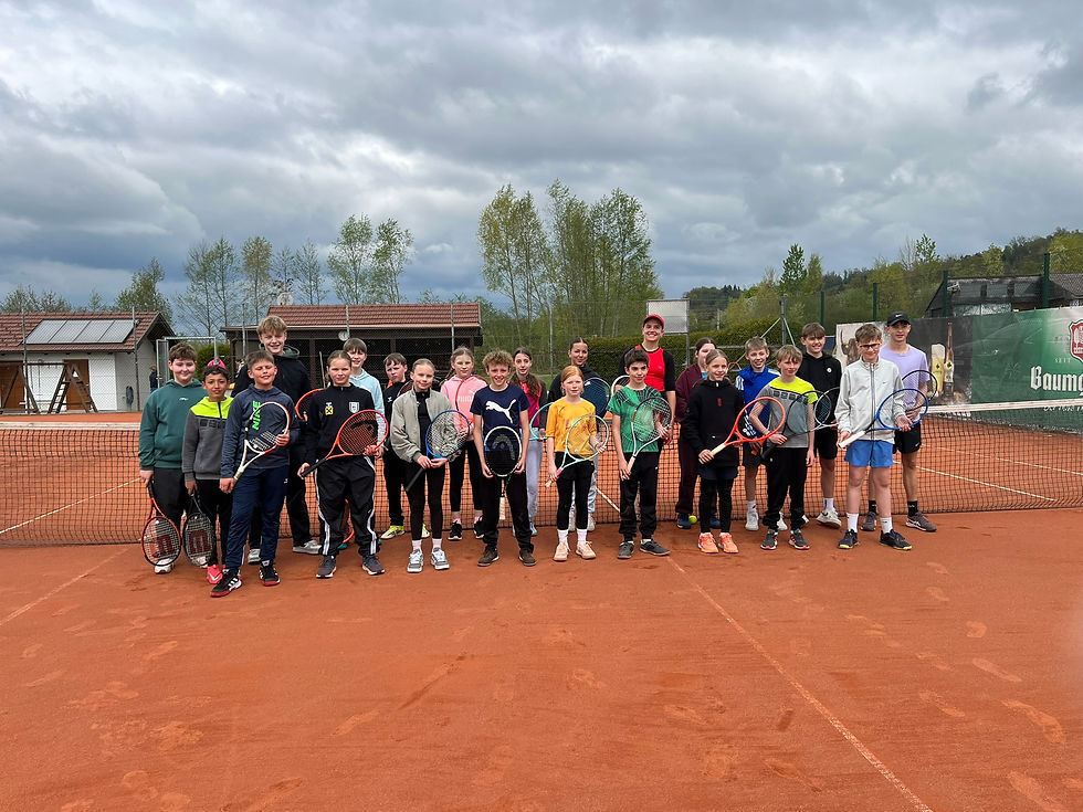 Teilnahme beim Tennis Schulcup in St. Florian am Inn