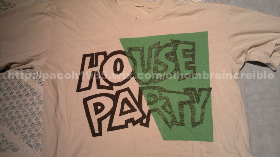 Camiseta Oficial (Frontal)